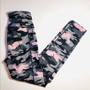 Calvin Klein Pink Camo Leggings Xs 
